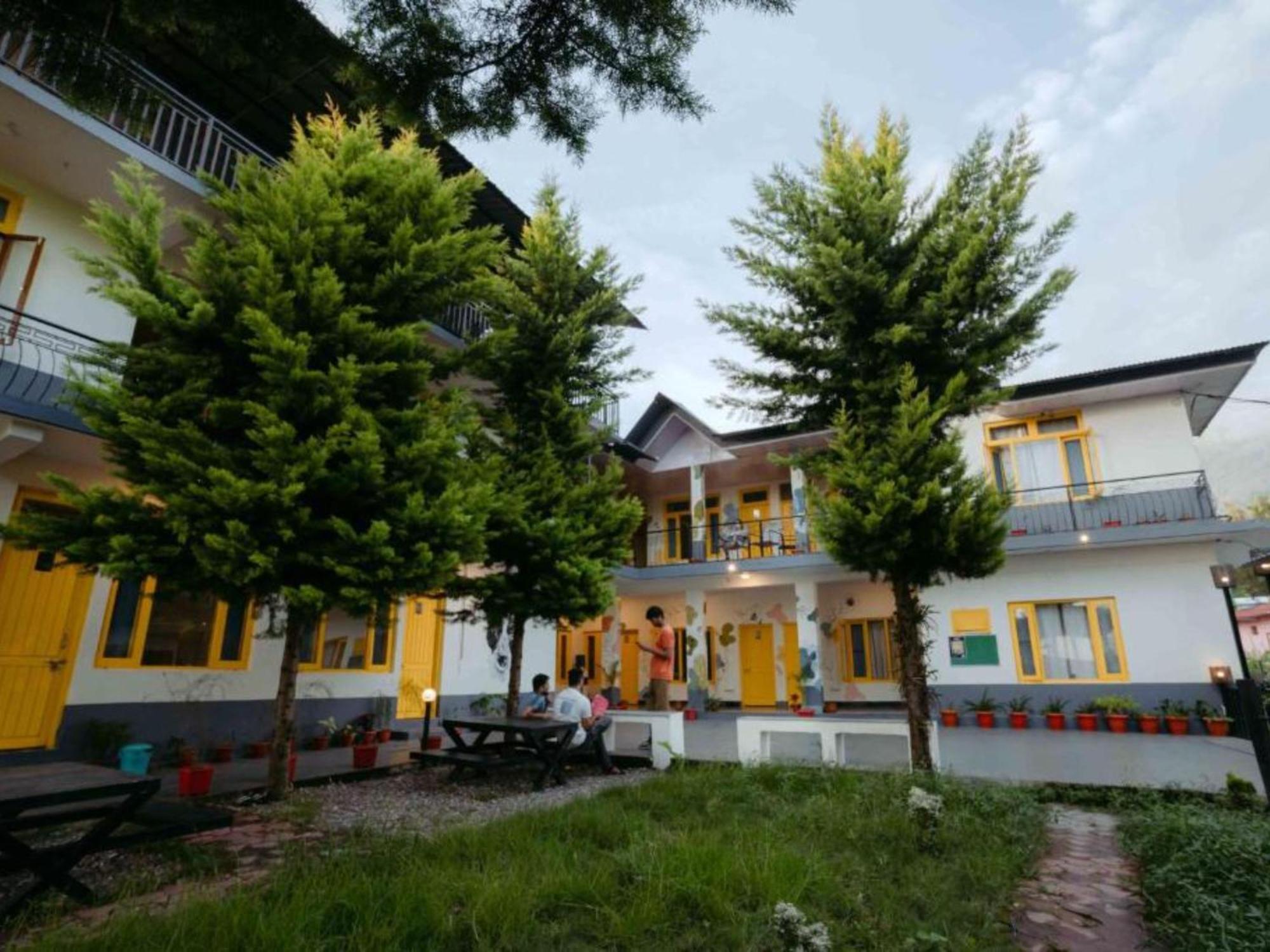 The Hosteller Bir Eksteriør bilde